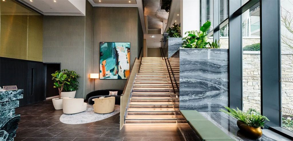 Property photo 3 of 16 Picture No. 18