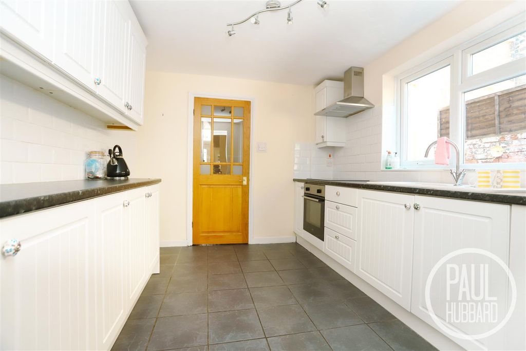 Property photo 2 of 14 Img_4999.Jpg