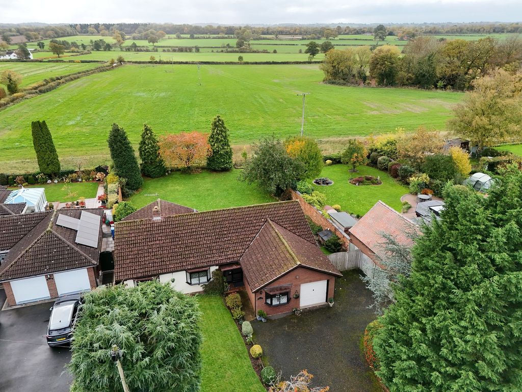 Property photo 1 of 34