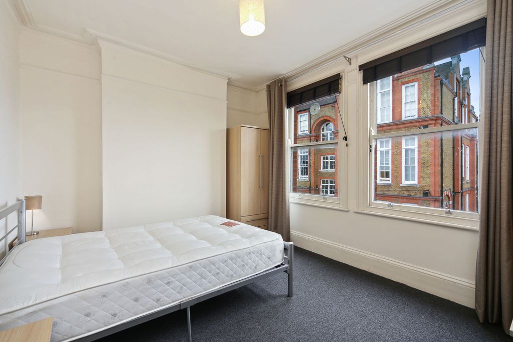 Property photo 2 of 7 3