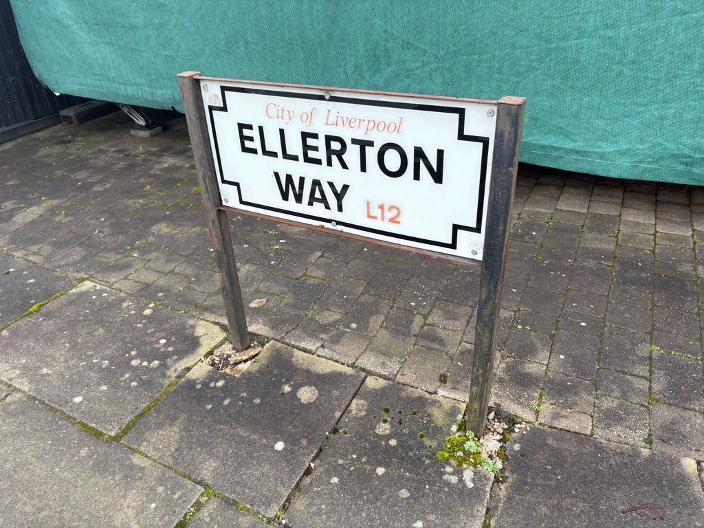 Property photo 3 of 3