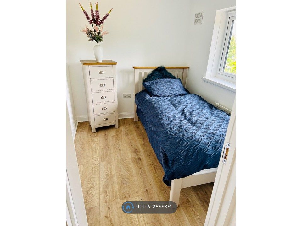 Property photo 1 of 4 Single Room