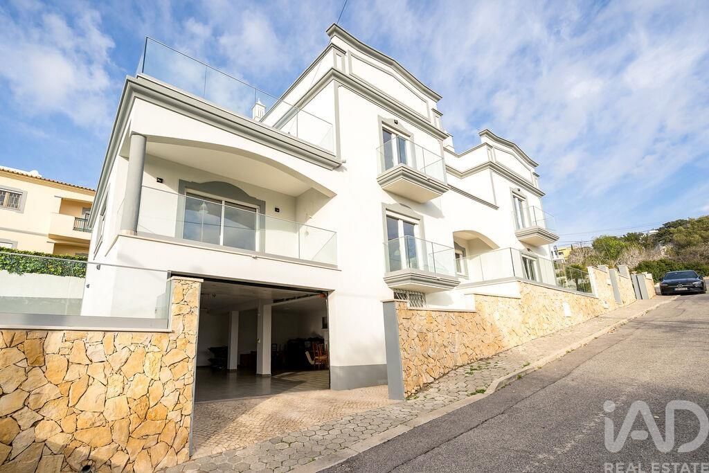 Property photo 1 of 25