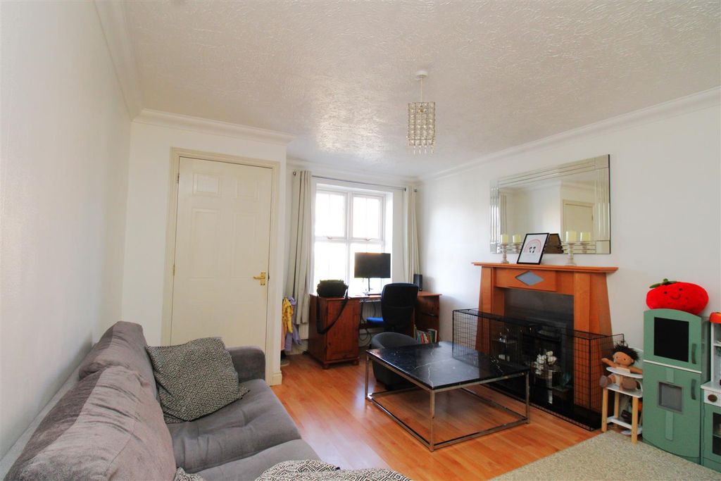 Property photo 3 of 8 Img_6977.Jpg