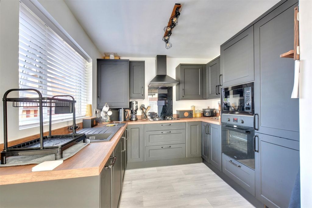 Property photo 2 of 24 Kitchen_2.Jpeg