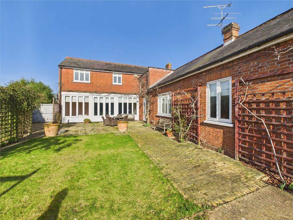 Property photo 3 of 25 Picture 3