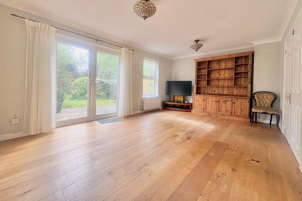 Property photo 3 of 13 Picture No. 04