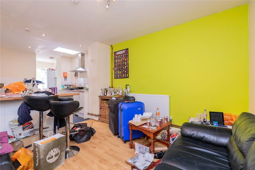 Property photo 1 of 20 Picture No. 10