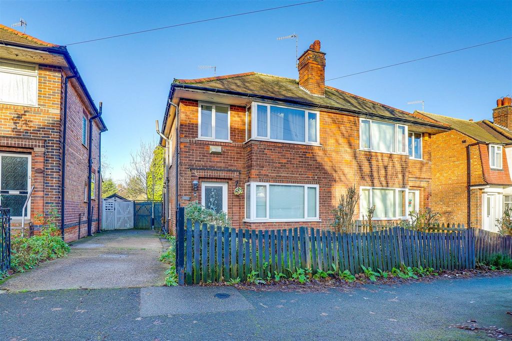 Property photo 1 of 18