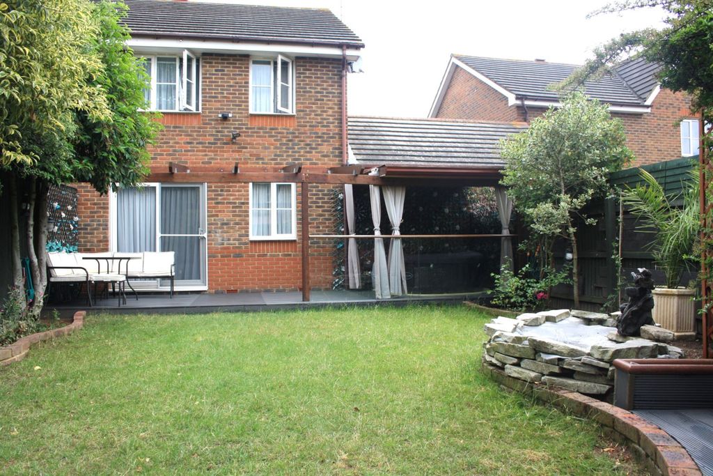 Property photo 1 of 19