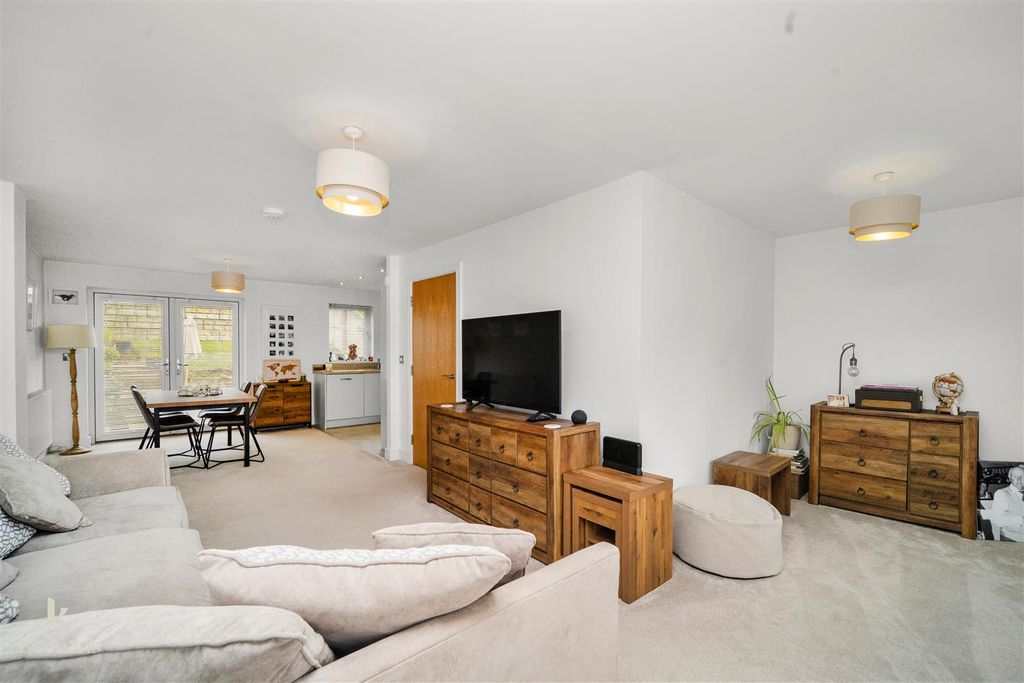 Property photo 2 of 38 3.Jpg