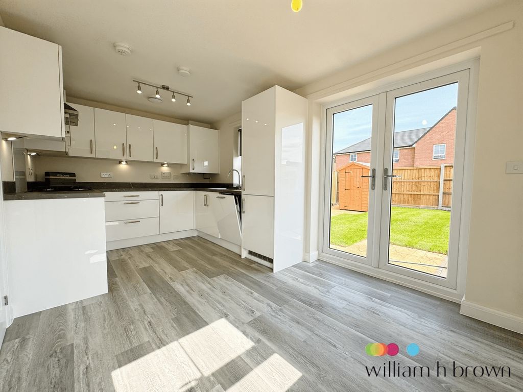 Property photo 3 of 12 Image