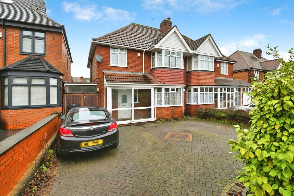Property photo 1 of 21