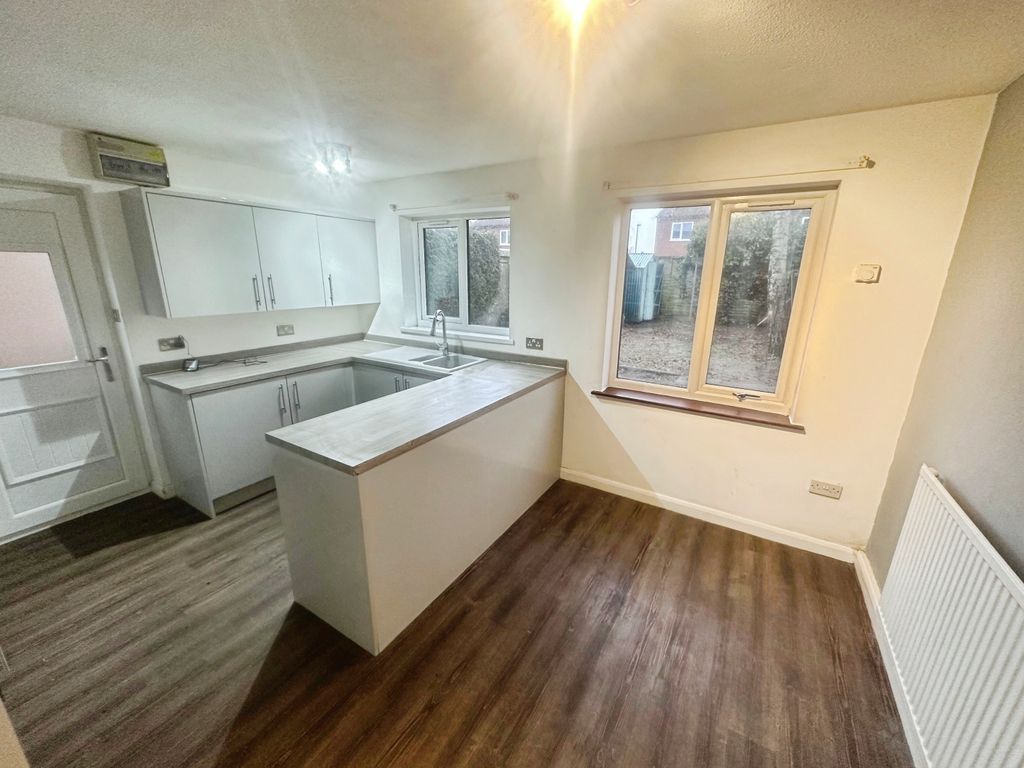 Property photo 3 of 14 Image