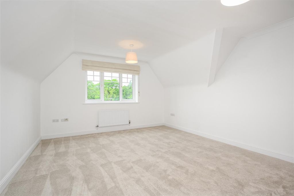 Property photo 2 of 10 Interior-1.Jpg
