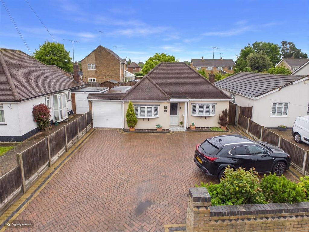 Property photo 1 of 17 Cam02342G0-Pr0189-Still017-002.Jpg