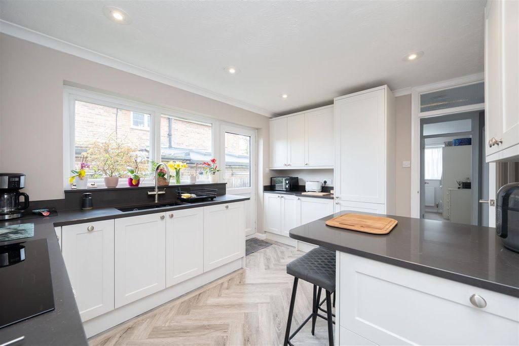 Property photo 2 of 25 Ajt_4956.Jpg