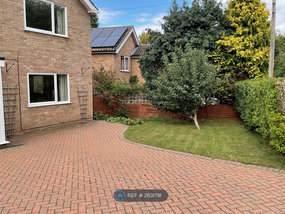 Property photo 2 of 16