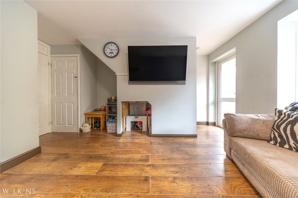 Property photo 3 of 24 Picture No. 07