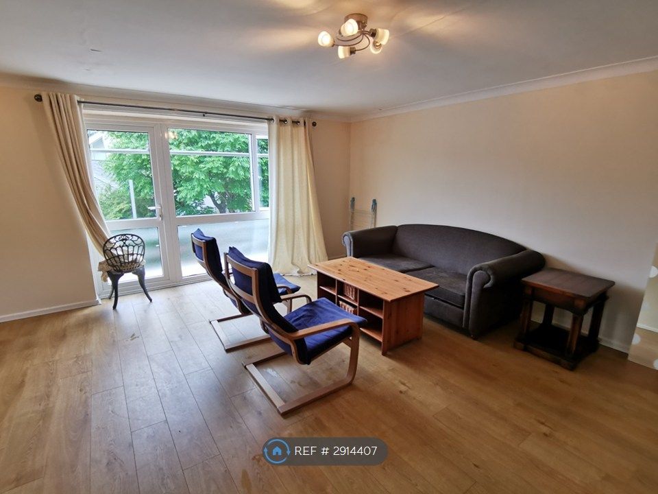 Property photo 3 of 11