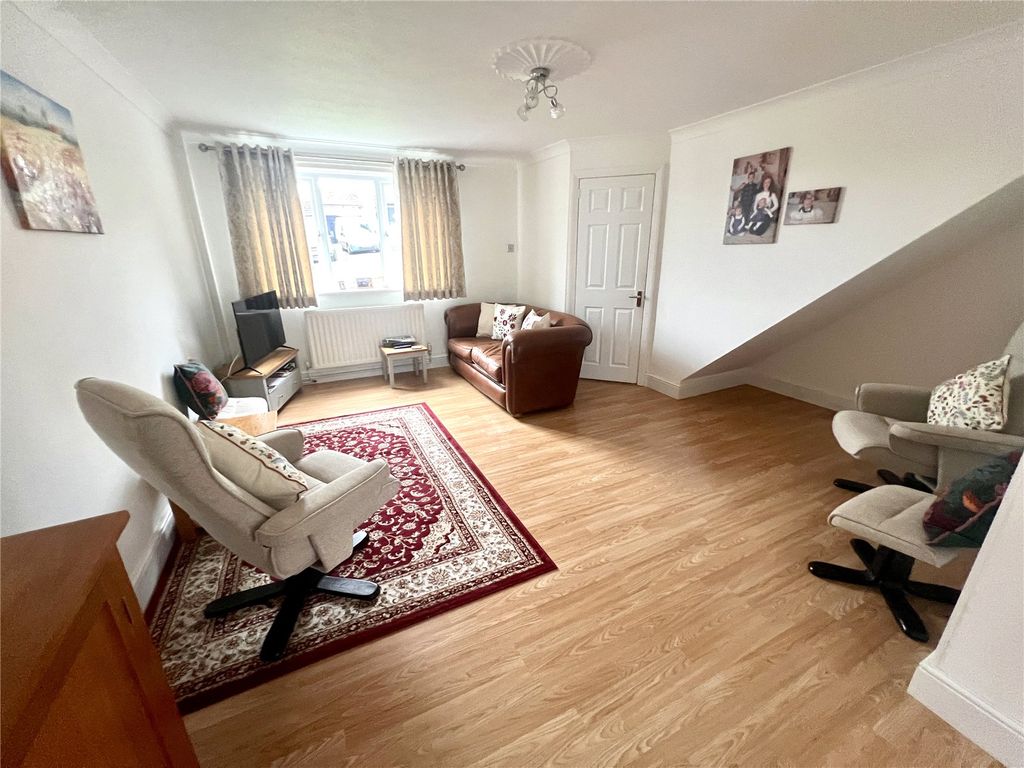 Property photo 3 of 16 Picture No. 03