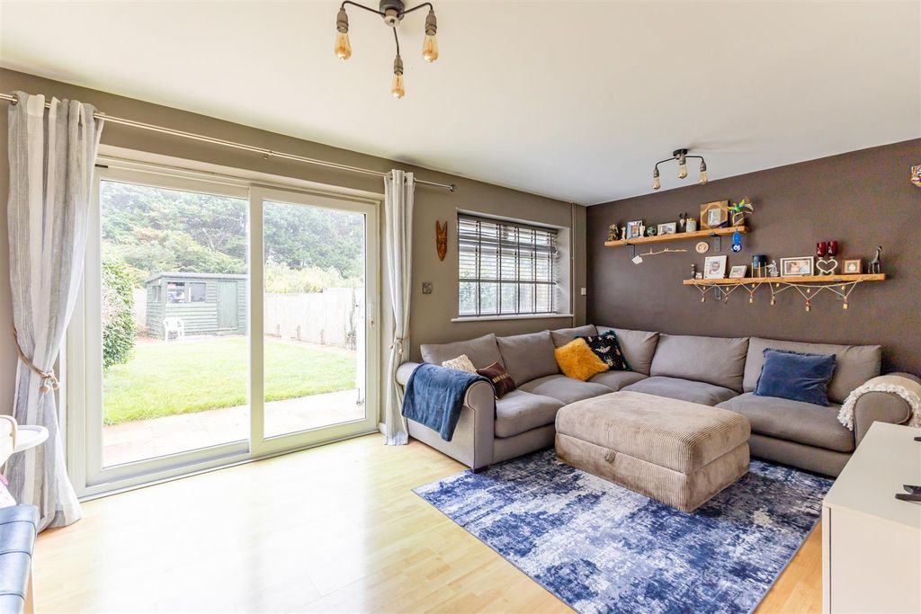 Property photo 2 of 22 Untitled-3741.Jpg