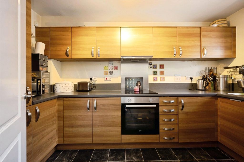 Property photo 3 of 23 Picture No. 34