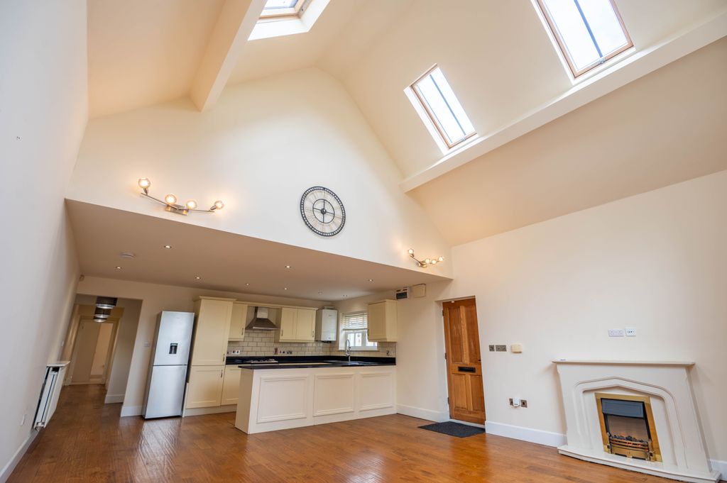 Property photo 2 of 19 Dsc_0286-Hdr