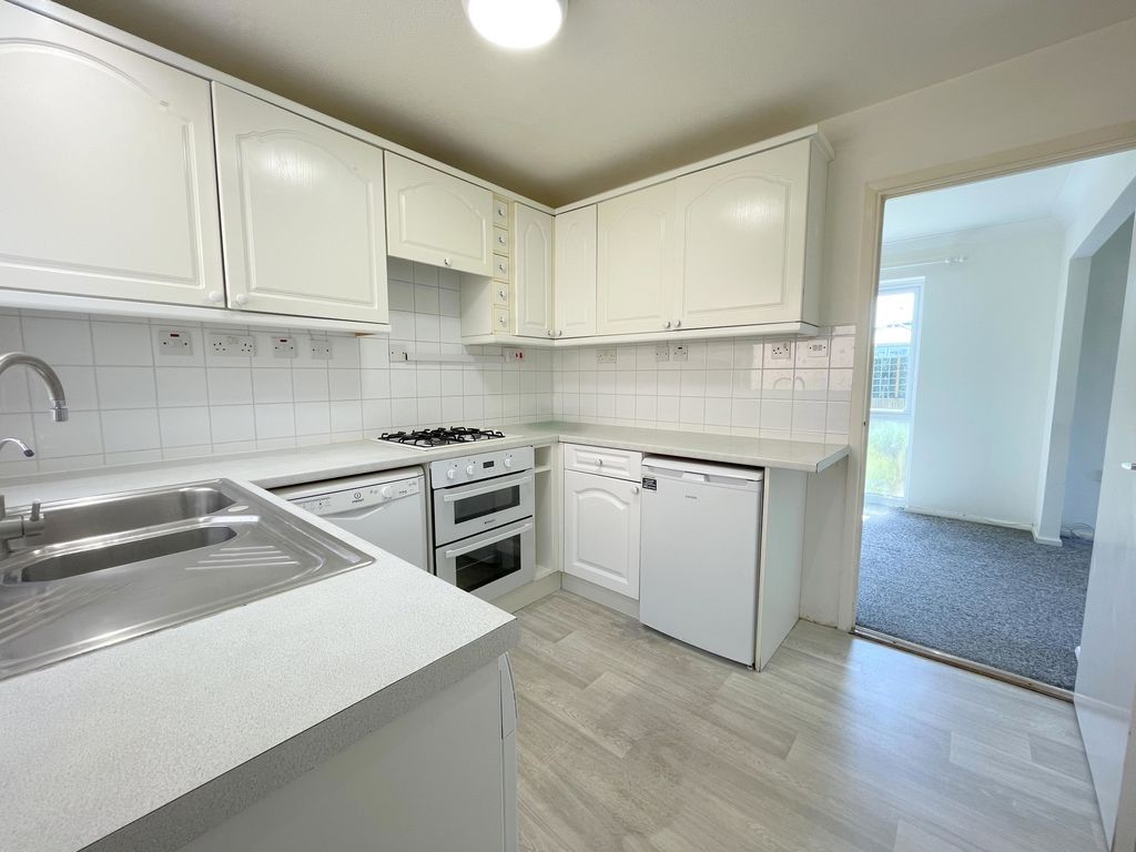 Property photo 3 of 23 Deal Way