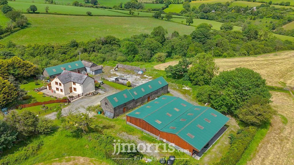 Property photo 3 of 33