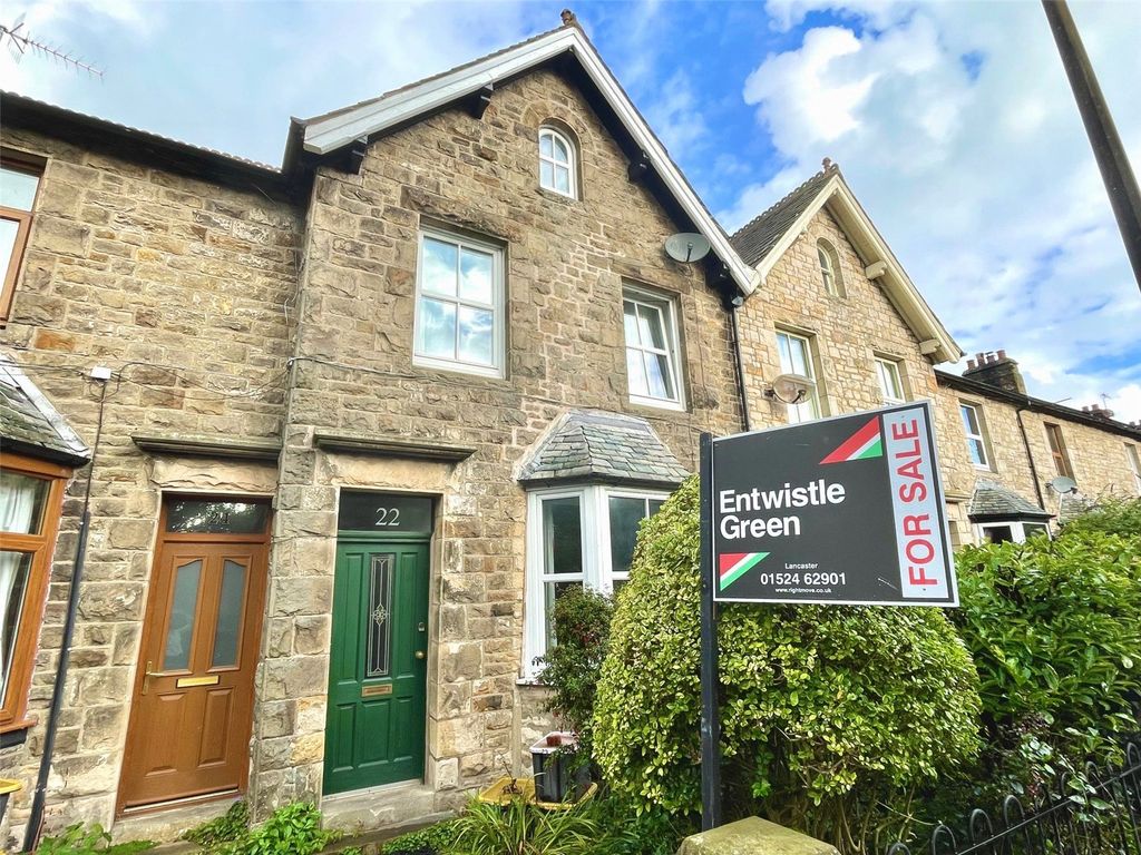 Property photo 1 of 16 External