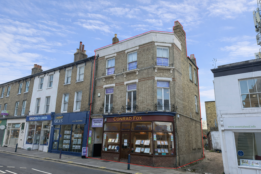 Property photo 1 of 8