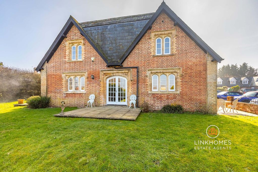 Property photo 1 of 40