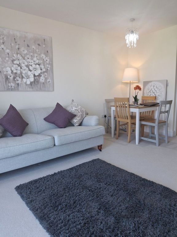 Property photo 2 of 14 Lounge Diner