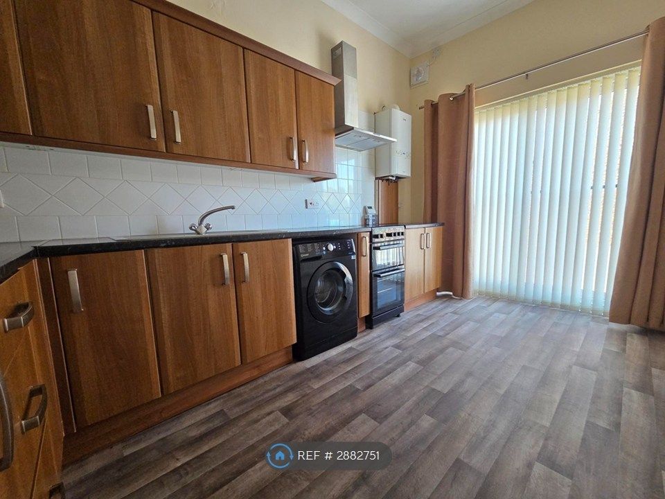 Property photo 2 of 4 Kitchen