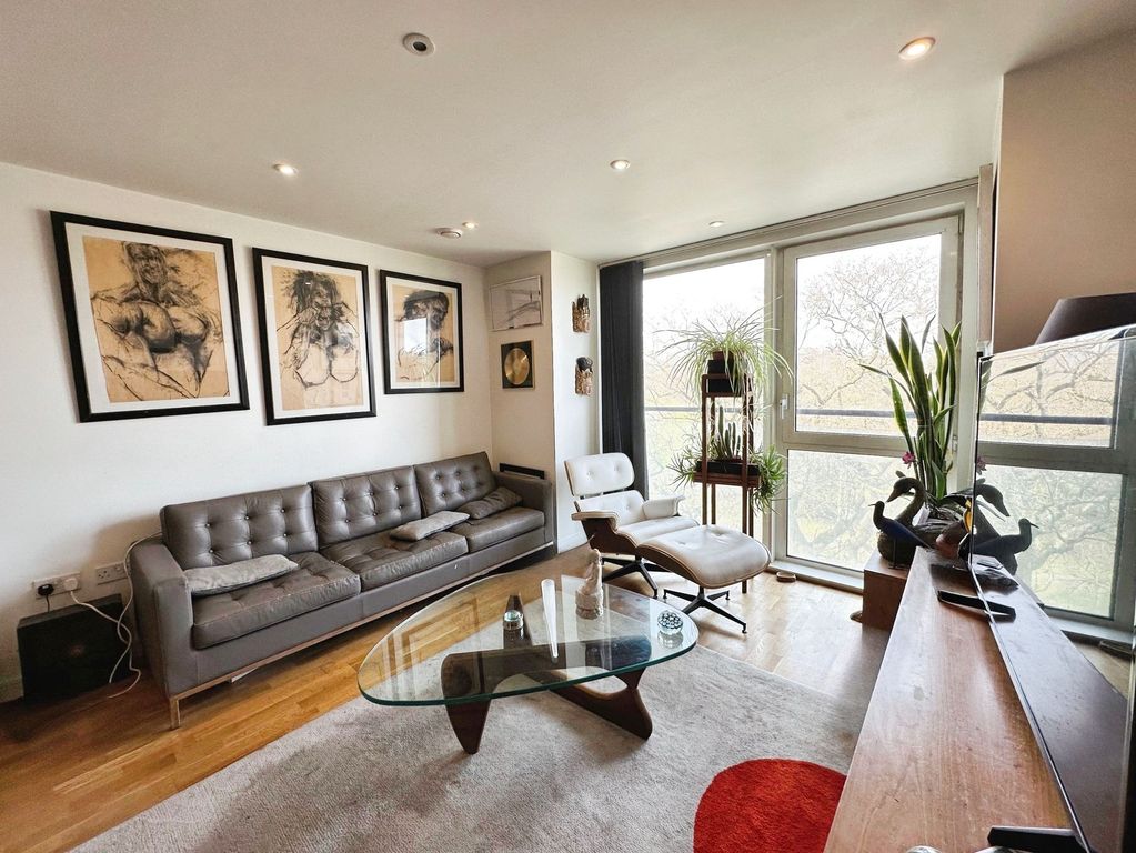 Property photo 1 of 13 Living Space