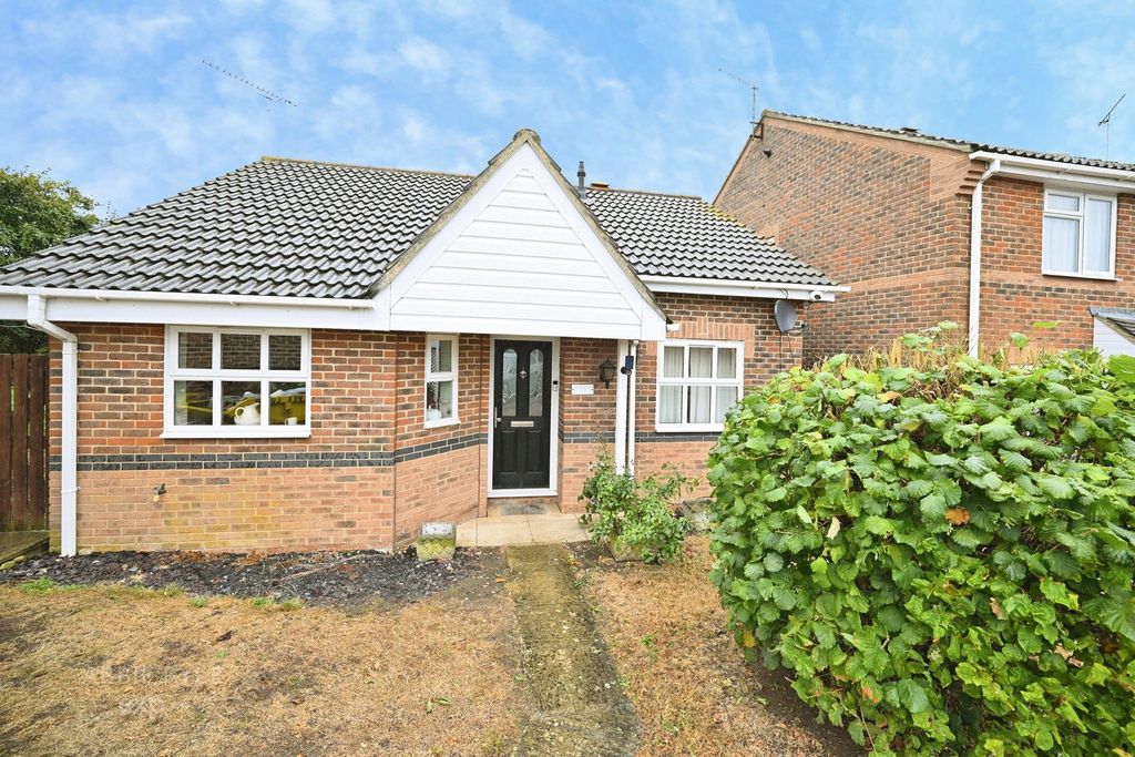 Property photo 1 of 12
