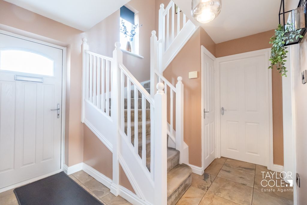 Property photo 2 of 38