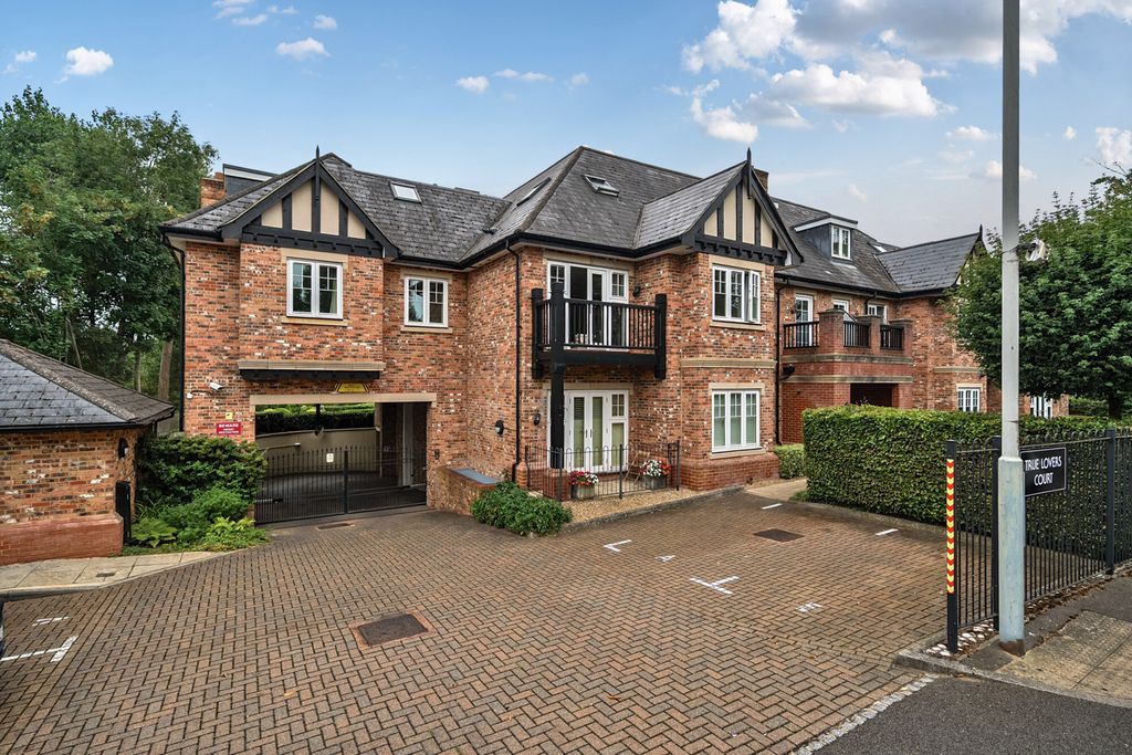 Property photo 1 of 33 1332763-1-6890A11...