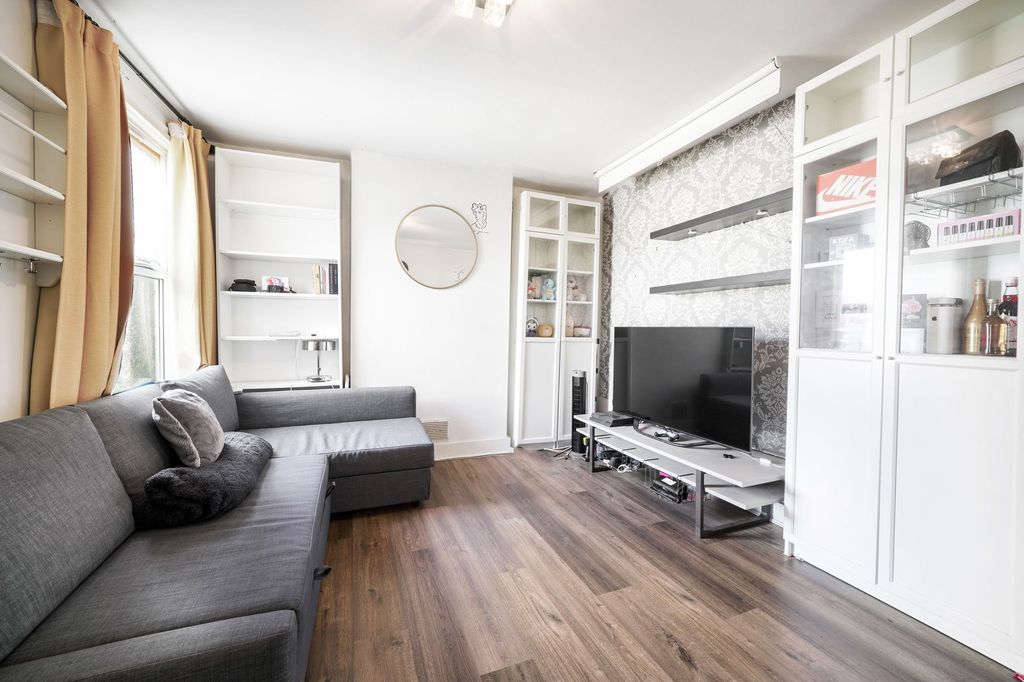 Property photo 2 of 7 21A Westbury Road - Jigwkzsmrreiwemiorqr