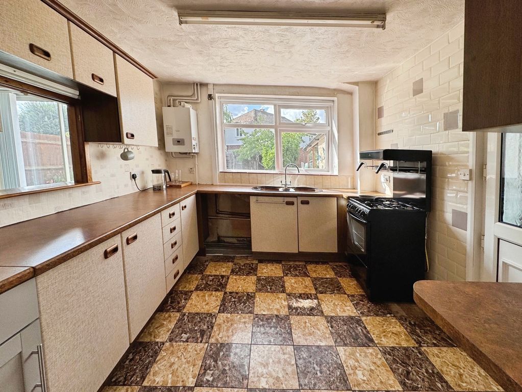 Property photo 2 of 18 Pbox-Img.Jpg