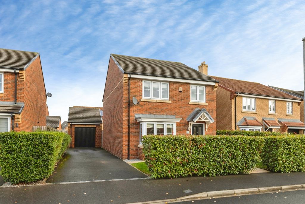 Property photo 1 of 19 Pbox-Img.Jpg