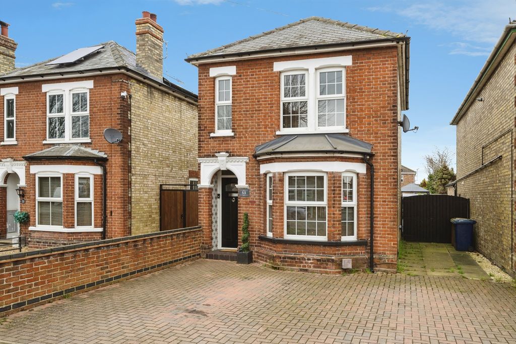 Property photo 1 of 13