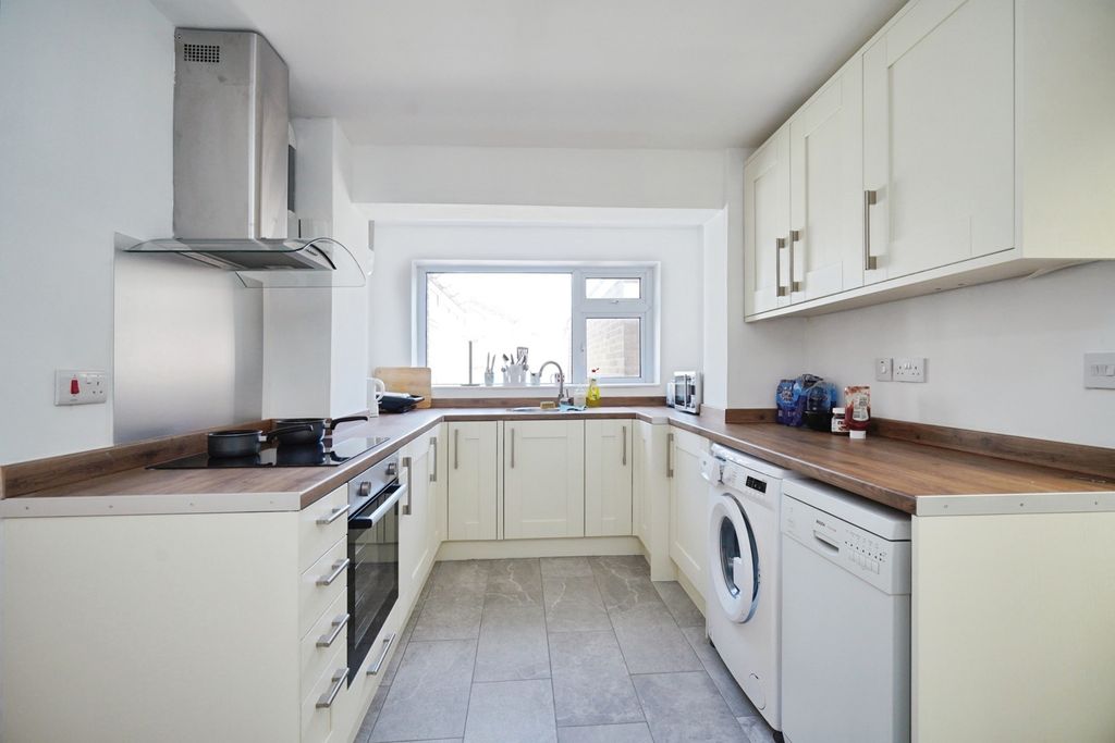 Property photo 3 of 20 Pbox-Img.Jpg