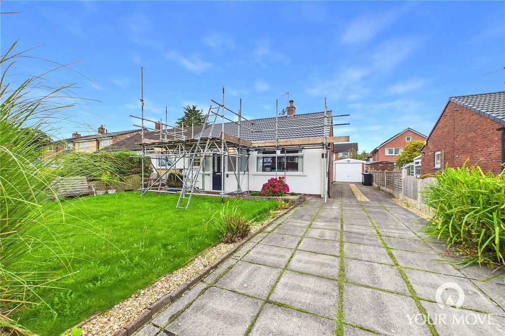 Property photo 1 of 14 External