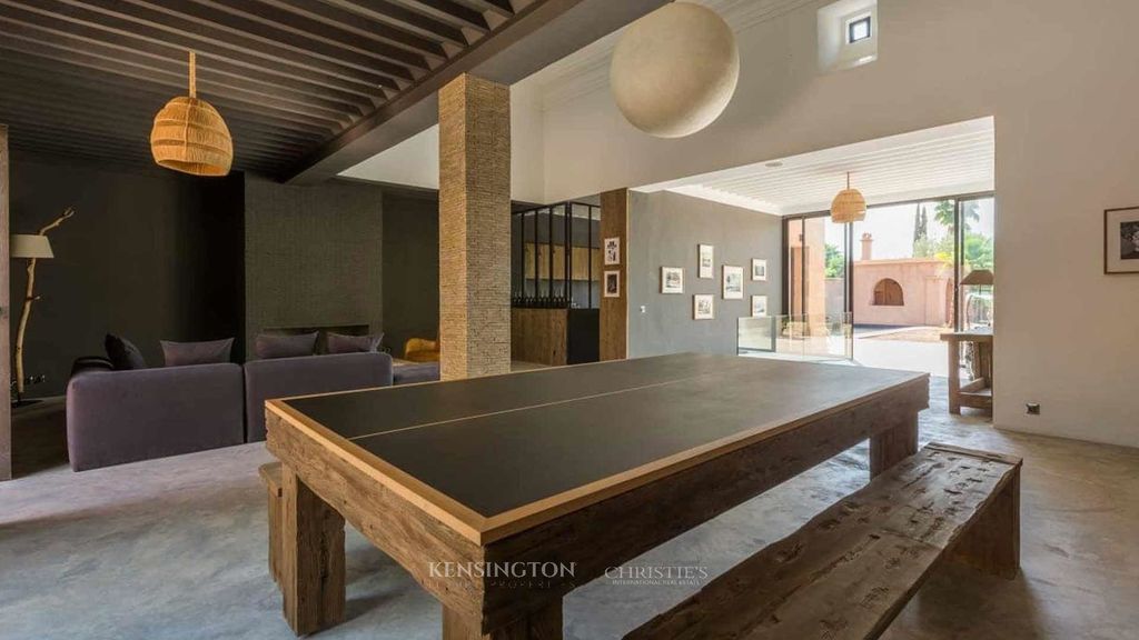 Property photo 2 of 25 Cliquer Ici Si Vous Cherchez Une Villa À Vendre À Marrakech - Villa Taha Avec Kensingtonmorocco.Com Leader De L'immobilier Au Maroc