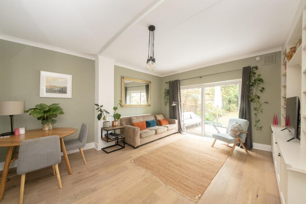 Property photo 3 of 14 Img_9383Bb-1500x1000.Jpg