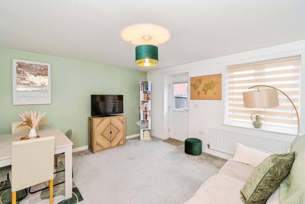 Property photo 2 of 18 Pbox-Img.Jpg