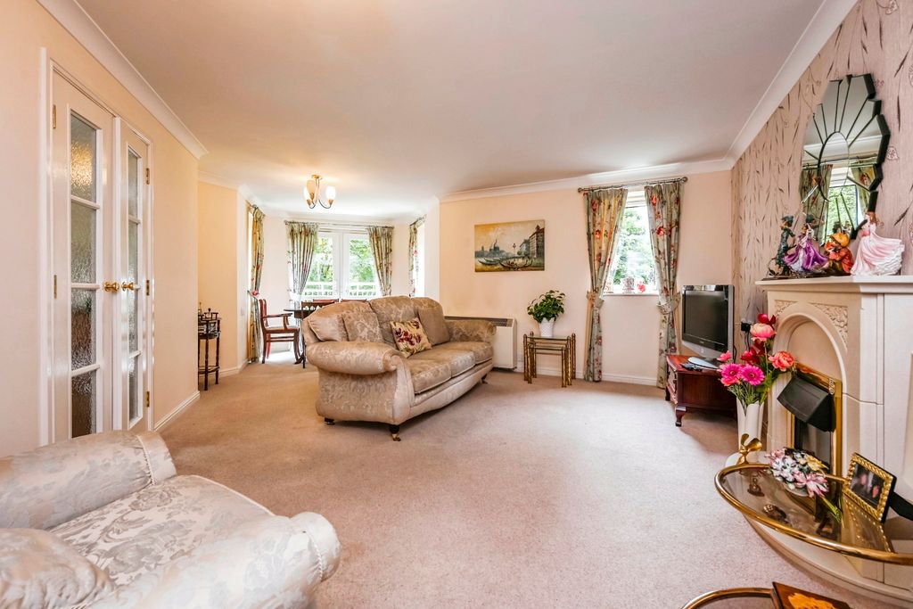 Property photo 2 of 17 Photography