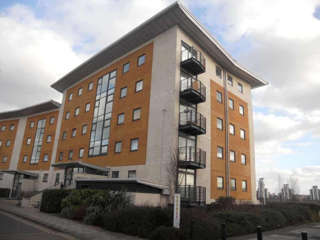 Property photo 1 of 8